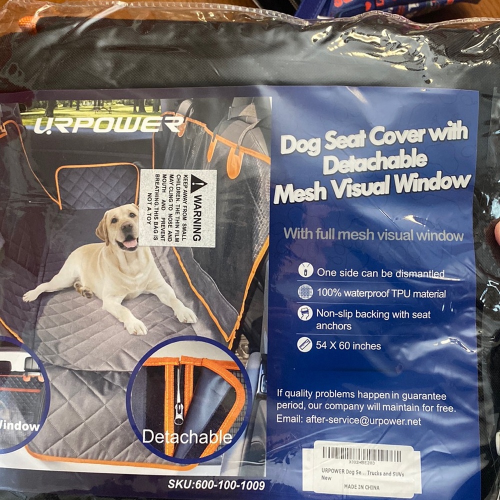 Dog seat cover with mesh visual window Brand New